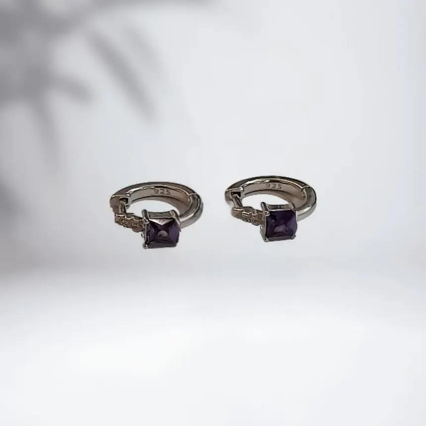 Brinco argolinha cravejado pedra zirconia roxa
