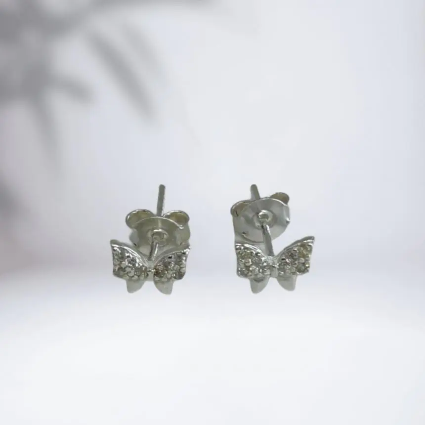 Brinco laço delicado com zirconia