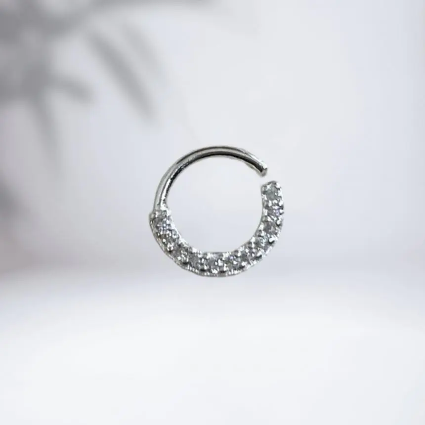 Piercing argolinha cravejada