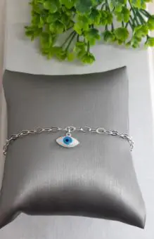 Pulseira olho grego com formato de olho