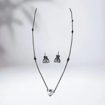 Conjunto colar coração e brinco coração Ródio Negro