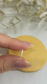 Piercing argolinha cravejada